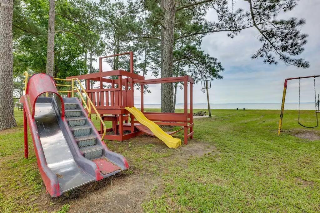 Vacation Home Lake Livingston! Onalaska Luaran gambar