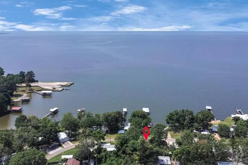 Vacation Home Lake Livingston! Onalaska Luaran gambar