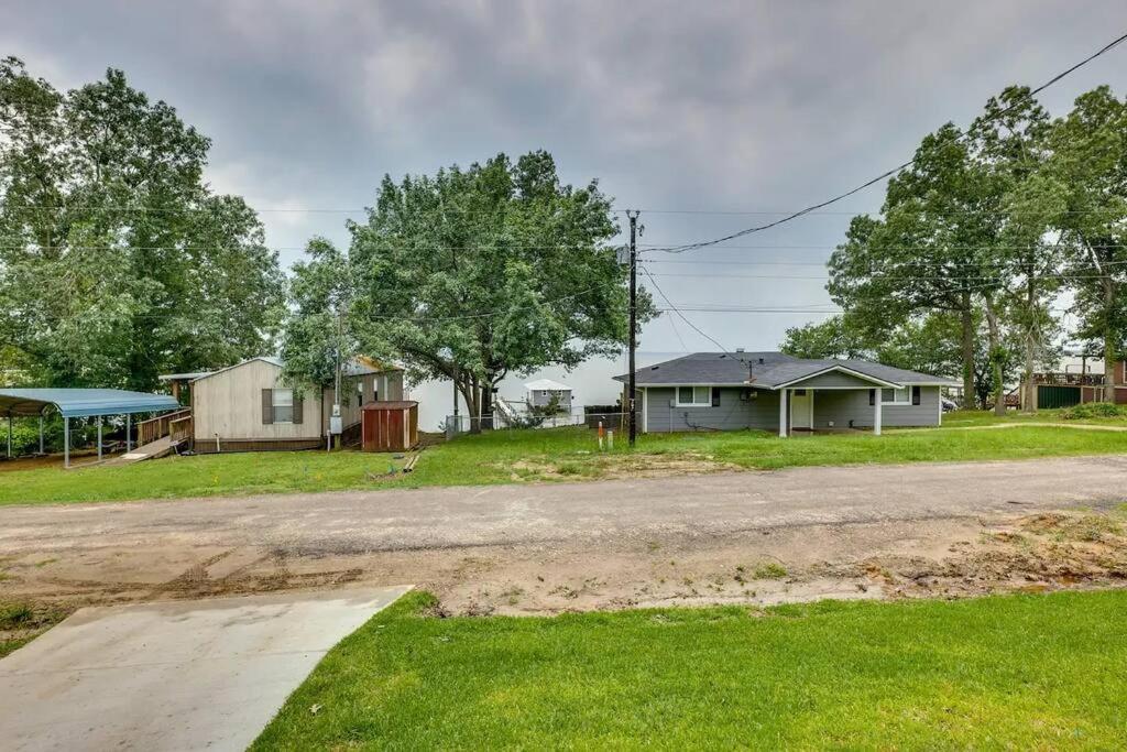 Vacation Home Lake Livingston! Onalaska Luaran gambar